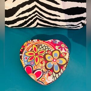 ✨Brighton✨ Heart-shaped Jewlery tin🫶🏻